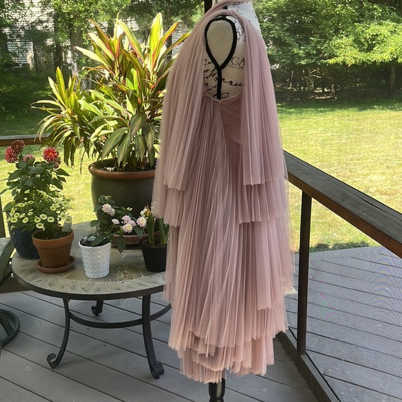 Lilith dusty pink asymmetrical dress Sized XS (runs large) - Picture 2 of 8